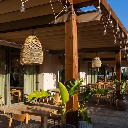 Albades Hotel & Spa (Adults Only)-3